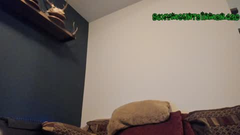 Sexymountainman420 online show from February 3, 2025, 6:24 am