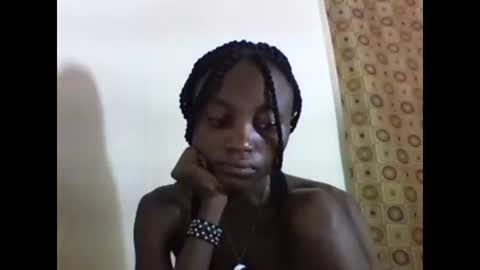 Snapshot of sexyneedle22 chatting on February 12, 2025, 6:08 am VIVIAN online show from February 12, 2025, 6:08 am