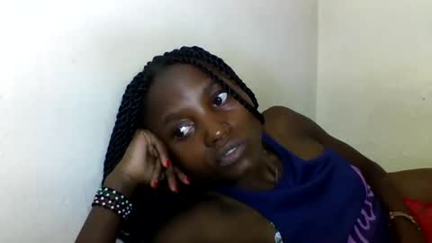 Snapshot of sexyneedle22 chatting on February 12, 2025, 5:05 pm VIVIAN online show from February 12, 2025, 5:05 pm