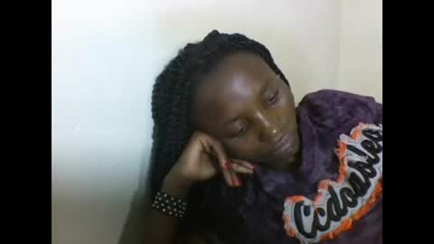 Snapshot of sexyneedle22 chatting on February 17, 2025, 4:31 am VIVIAN online show from February 17, 2025, 4:31 am