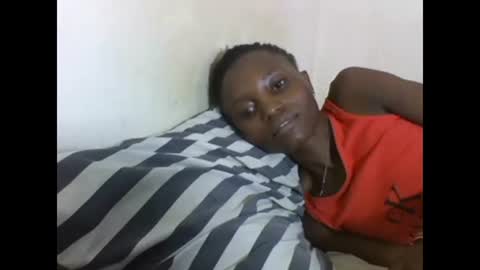 Snapshot of sexyneedle22 chatting on February 24, 2025, 12:37 pm VIVIAN online show from February 24, 2025, 12:37 pm