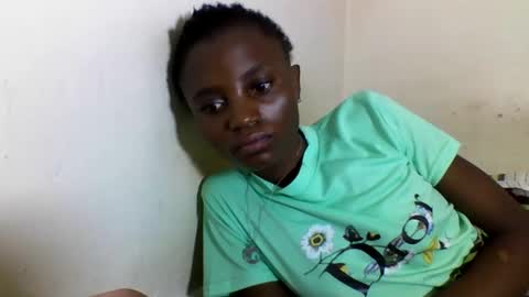 Snapshot of sexyneedle22 chatting on March 2, 2025, 6:37 am VIVIAN online show from March 2, 2025, 6:37 am