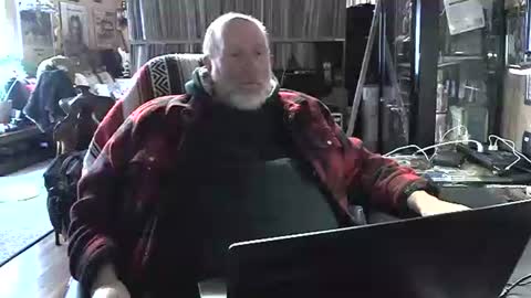 Snapshot of sexyolbear chatting on January 5, 2025, 1:58 pm Grizz Lee Bear online show from January 5, 2025, 1:58 pm