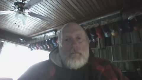 Snapshot of sexyolbear chatting on January 13, 2025, 12:13 pm Grizz Lee Bear online show from January 13, 2025, 12:13 pm