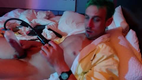 Snapshot of sexypossum chatting on February 14, 2025, 2:54 pm Possum online show from February 14, 2025, 2:54 pm