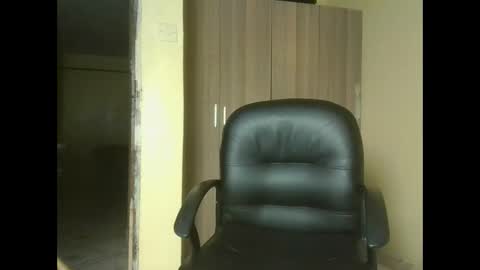 Snapshot of sexyqueenivy chatting on October 25, 2025, 10:04 pm queenivy online show from October 25, 2025, 10:04 pm