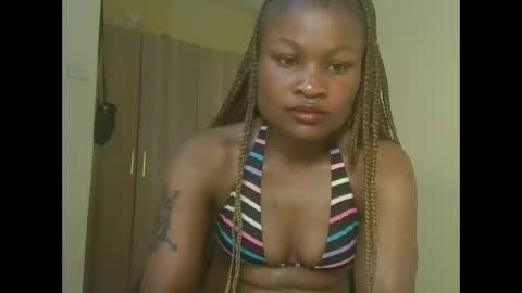 Snapshot of sexyqueenivy chatting on November 21, 2025, 6:39 pm queenivy online show from November 21, 2025, 6:39 pm