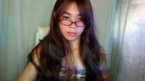 Snapshot of sexyrafaela_ chatting on September 21, 2025, 8:27 am Rafaela3 online show from September 21, 2025, 8:27 am