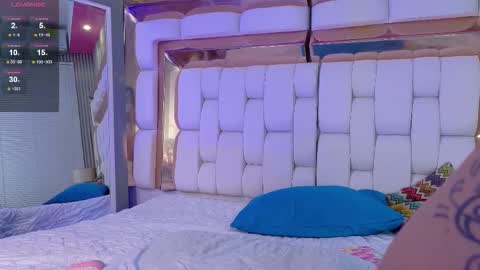 Kendall online show from September 15, 2025, 12:27 pm