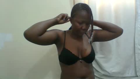 PAULINE online show from September 22, 2025, 8:05 am