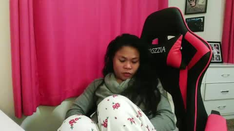 Snapshot of sexysmiley109 chatting on December 17, 2025, 1:22 am sexysmiley109 online show from December 17, 2025, 1:22 am