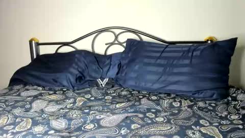 Snapshot of sexystbboy chatting on December 4, 2024, 9:40 am Artem online show from December 4, 2024, 9:40 am