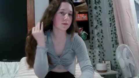 sexystephanie04 online show from October 6, 2025, 2:31 am