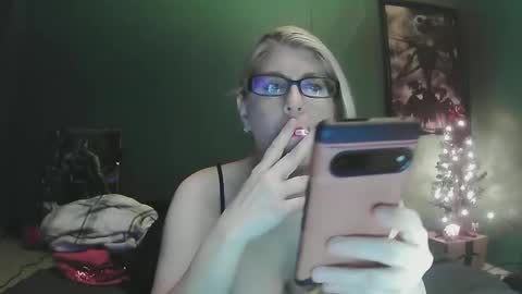 sexystripper69 online show from December 30, 2024, 1:26 am