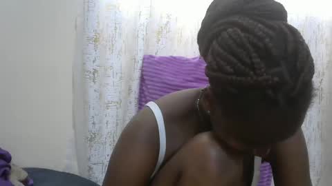 Snapshot of sexytinyy chatting on September 27, 2025, 9:47 am maria online show from September 27, 2025, 9:47 am