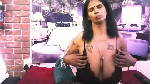 sexyva4u2luv online show from November 16, 2025, 12:16 am