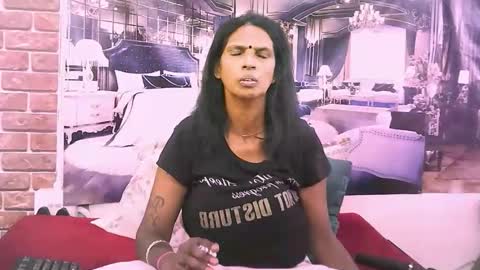 sexyva4u2luv online show from November 23, 2025, 7:02 pm