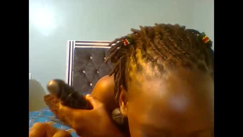 VIVIAN online show from January 30, 2025, 8:32 am