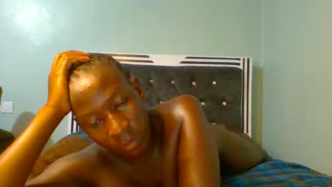 VIVIAN online show from February 15, 2025, 10:00 am