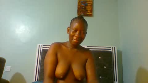 VIVIAN online show from February 18, 2025, 6:48 am