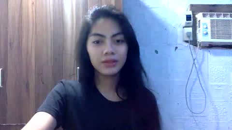 Xenaaa online show from October 20, 2025, 8:59 am