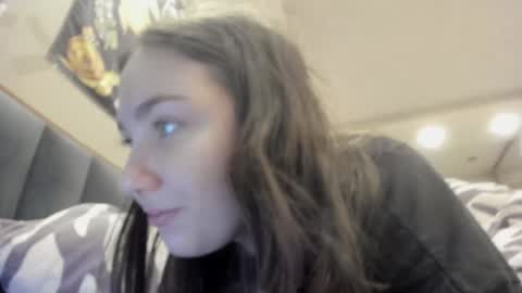 Snapshot of shadow_raffi chatting on January 26, 2025, 4:41 am shadow_raffi online show from January 26, 2025, 4:41 am