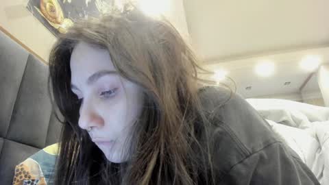 Snapshot of shadow_raffi chatting on February 1, 2025, 12:58 pm shadow_raffi online show from February 1, 2025, 12:58 pm