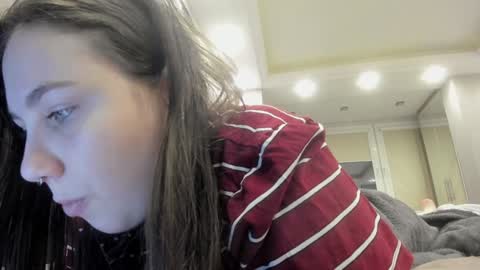 Snapshot of shadow_raffi chatting on February 4, 2025, 2:39 am shadow_raffi online show from February 4, 2025, 2:39 am