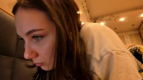 shadow_raffi online show from November 3, 2025, 6:09 pm