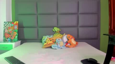 shady_stone online show from February 11, 2025, 4:33 am