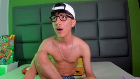 shady_stone online show from February 11, 2025, 7:33 am