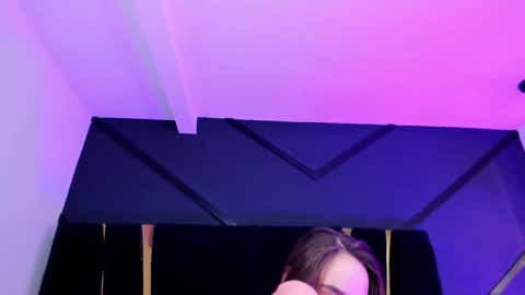 Snapshot of shaina_vasquez chatting on December 22, 2024, 3:55 am Shaina Vasquez online show from December 22, 2024, 3:55 am