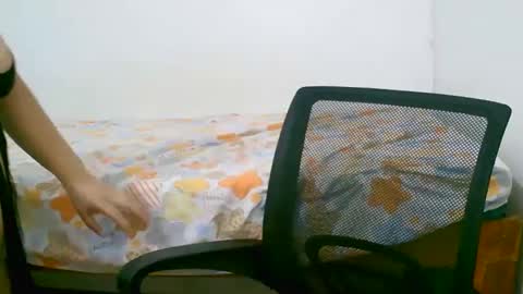 Snapshot of shairamae4u chatting on February 12, 2025, 12:27 am shairamae4u online show from February 12, 2025, 12:27 am