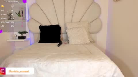Snapshot of shairytovar chatting on October 10, 2025, 6:56 am shairytovar online show from October 10, 2025, 6:56 am