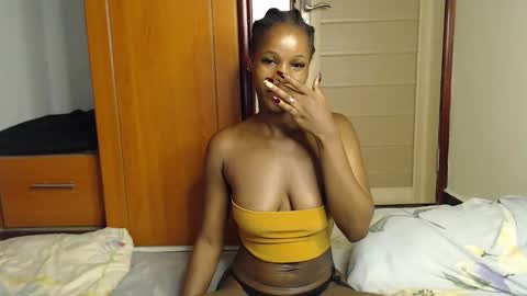 shaky xxx online show from November 5, 2025, 7:03 pm