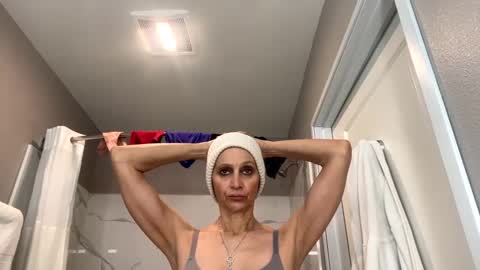 Snapshot of shamanwoman chatting on February 1, 2025, 3:30 am Shaman Woman online show from February 1, 2025, 3:30 am