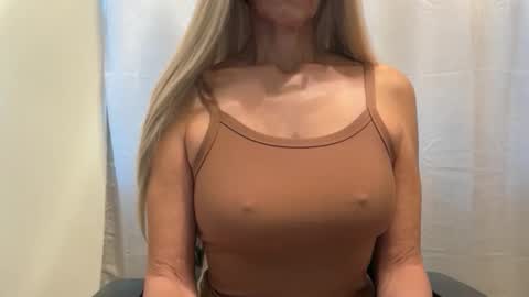 Snapshot of shamanwoman chatting on November 24, 2025, 6:40 pm Shaman Woman online show from November 24, 2025, 6:40 pm