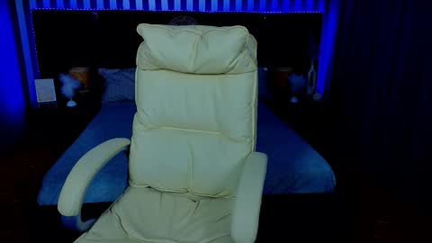 Lessi online show from October 17, 2025, 6:05 am