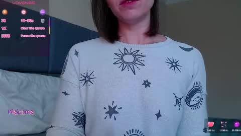 Snapshot of shameless_shalynn chatting on October 8, 2025, 5:10 pm Shalynn online show from October 8, 2025, 5:10 pm