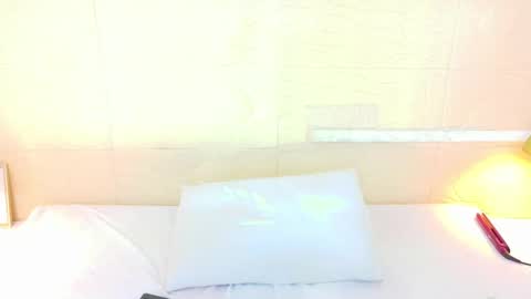 Catalina online show from November 20, 2025, 9:14 pm