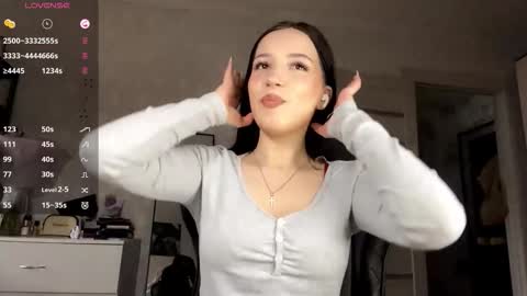 Viola online show from November 8, 2025, 6:46 am