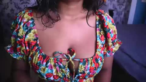 Snapshot of shanaya_indian chatting on January 27, 2025, 3:47 am shanaya indian online show from January 27, 2025, 3:47 am