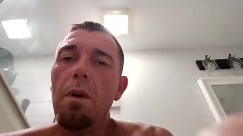 Snapshot of shane198569 chatting on October 9, 2025, 9:07 am shane198569 online show from October 9, 2025, 9:07 am