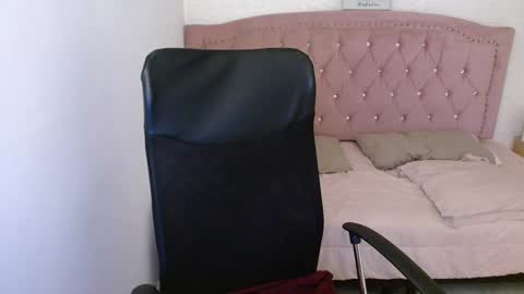 shanelle online show from March 5, 2025, 9:16 am