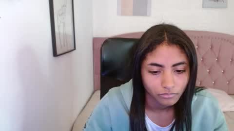 shanelle online show from October 24, 2025, 3:03 am