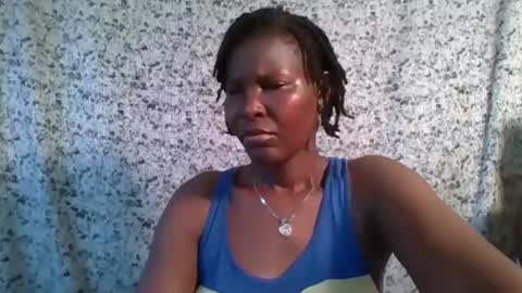 Snapshot of shania_sleigh chatting on November 26, 2025, 1:23 pm shania_sleigh online show from November 26, 2025, 1:23 pm