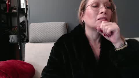 Snapshot of shannon07 chatting on January 26, 2025, 3:48 am Shannon07 online show from January 26, 2025, 3:48 am