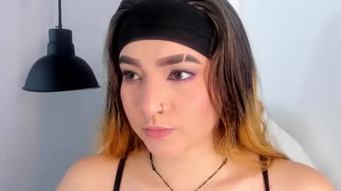 Snapshot of shanntal__ chatting on October 14, 2025, 8:09 pm Shanntal online show from October 14, 2025, 8:09 pm