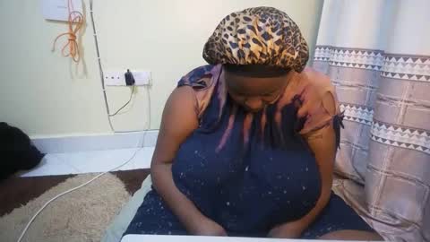 Snapshot of shanny_123 chatting on November 12, 2025, 1:17 am shanny_123 online show from November 12, 2025, 1:17 am