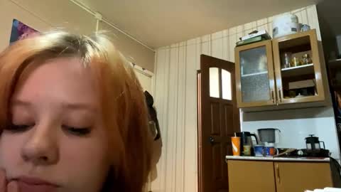 Kristin online show from October 22, 2025, 4:57 am